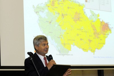 Primátor Petr Kajnar při vystoupení na konferenci v Gongu  Foto: J. Urban