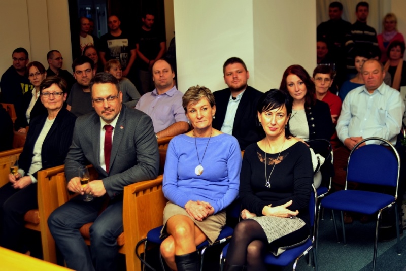 Náměstek Michal Mariánek mezi čestnými gratulanty.