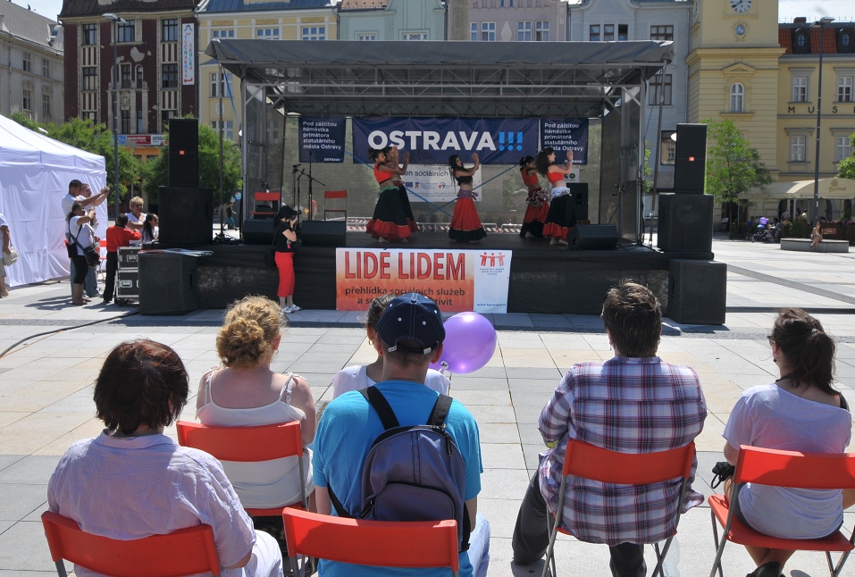 Program na pódiu byl pestrý po celý den
