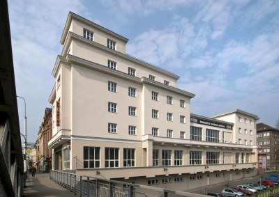 Budova, v níž sídlí Komorní scéna Aréna. Foto: archiv KSA