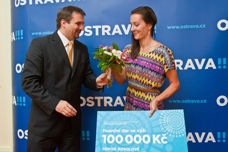 Atletka Rosolová a hokejisté Vítkovic sportovci Ostravy 2011 Atletka Rosolová a hokejisté Vítkovic sportovci Ostravy 2011