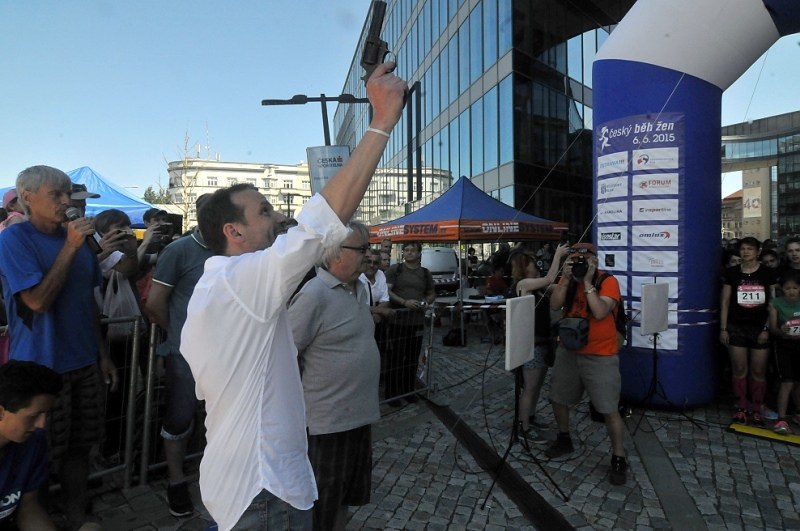 Jeden ze závodů odstartoval primátor Tomáš Macura.