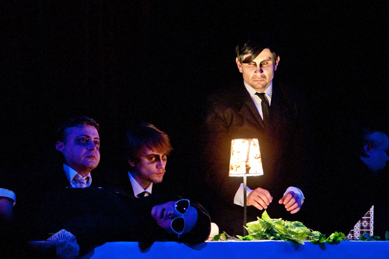 Herci uvedli Ibsenovo drama Divoká kachna