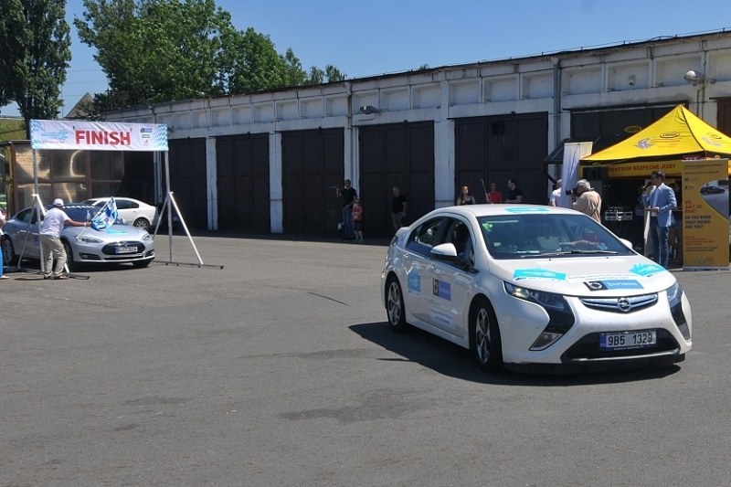 Příjezd do etapového cíle v Ostravě.