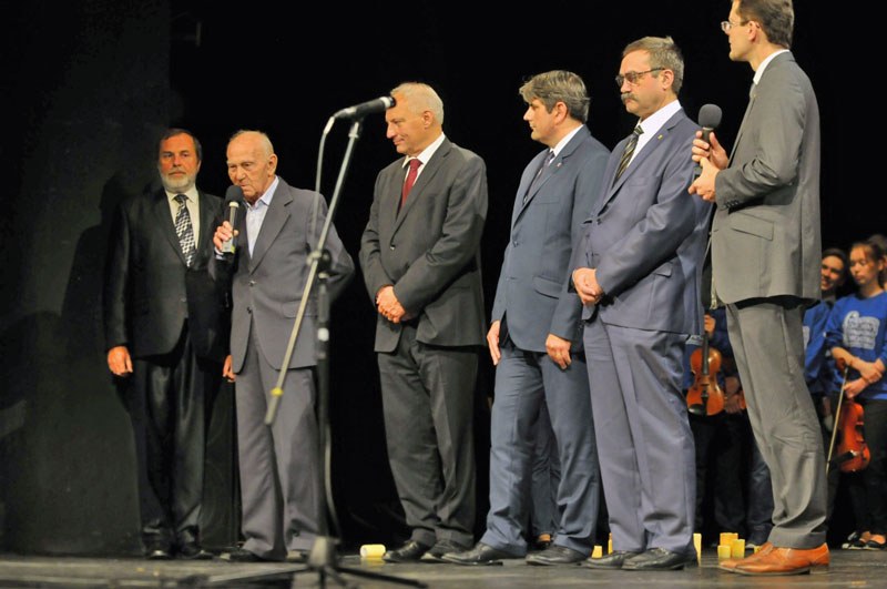 Hovoří Luděk Eliáš, vězeň z Terezína a Osvětimi. 