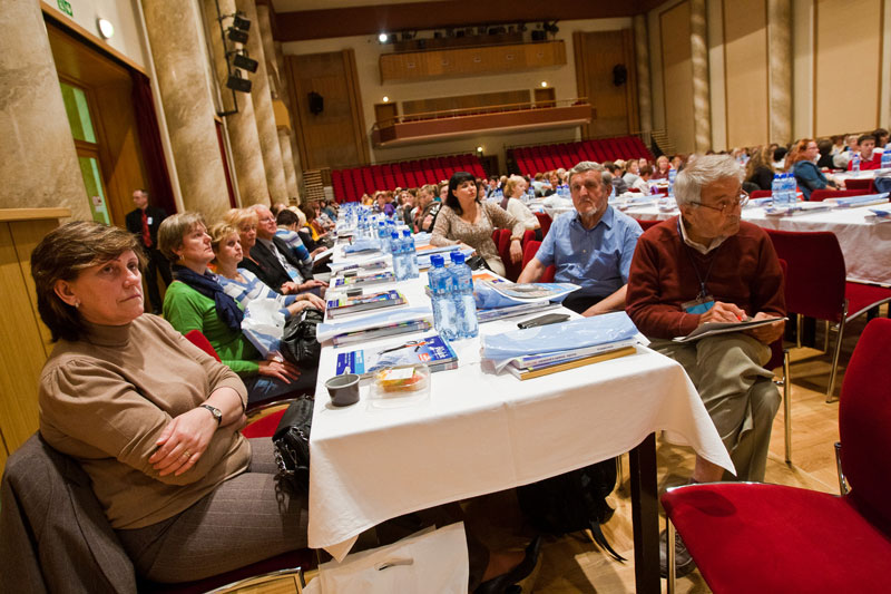 Pohled na účastníky kongresu