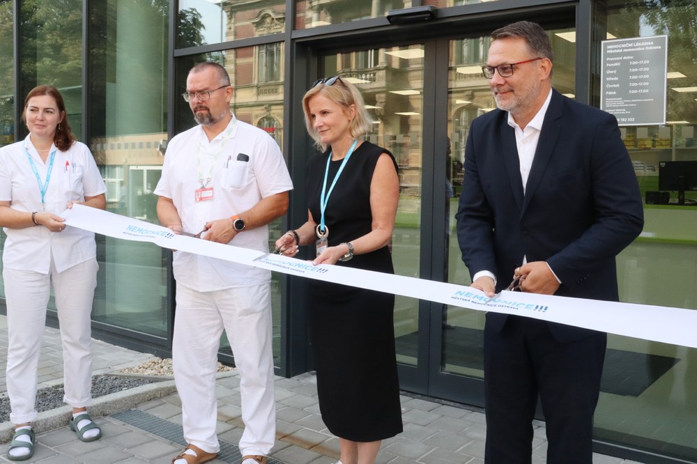 Radní Michal Mariánek slavnostním otevření nemocniční lékárny Městské nemocnice Ostrava. Foto: MMO Radní Michal Mariánek slavnostním otevření nemocniční lékárny Městské nemocnice Ostrava. Foto: MMO