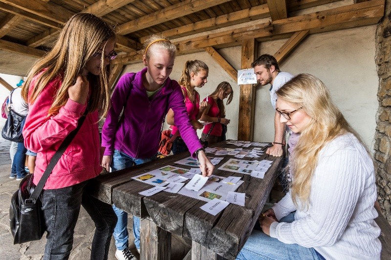 Při soutěžích musely děti prokázat své znalosti.