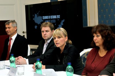 FOTO: Na tiskové konferenci promluvila i náměstkyně S. Piperková (uprostřed)