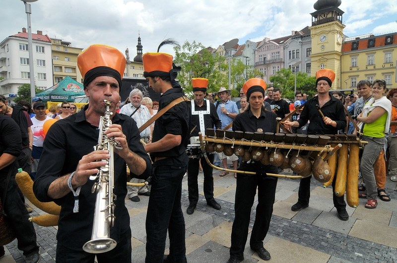 Již tradičně Colours doprovázel i Festival v ulicích