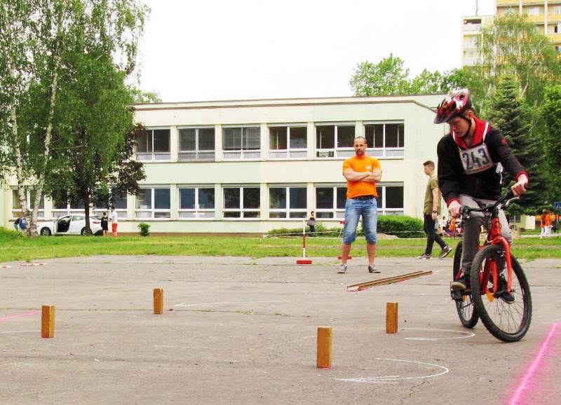 Cyklisté se utkali v dopravní soutěži Cyklisté se utkali v dopravní soutěži