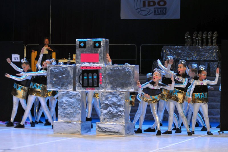 Z vystoupení tanečního mládí.