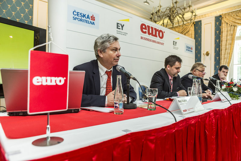 Primátor Petr Kajnar při Euro Business Breakfestu ve Vítkovicích. Foto: J. Zerzoň