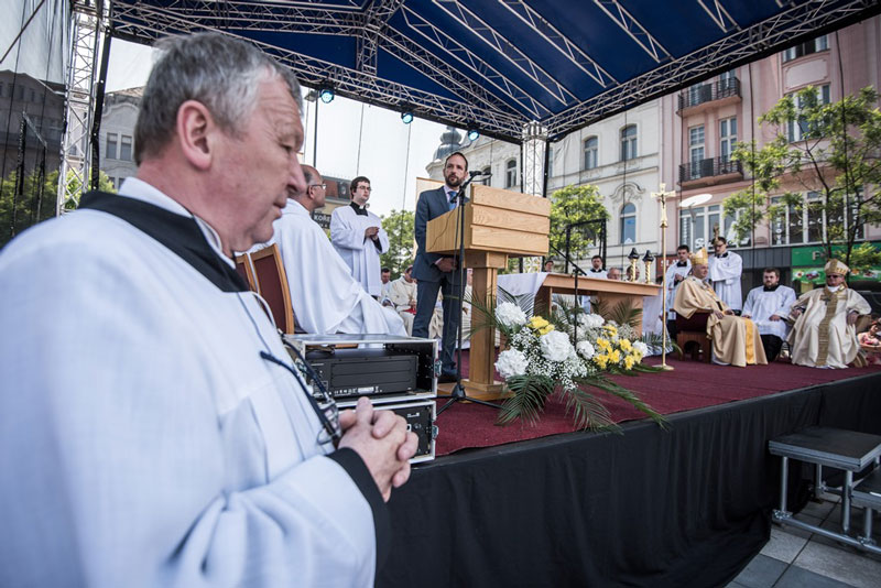 Primátor Tomáš Macura při projevu.