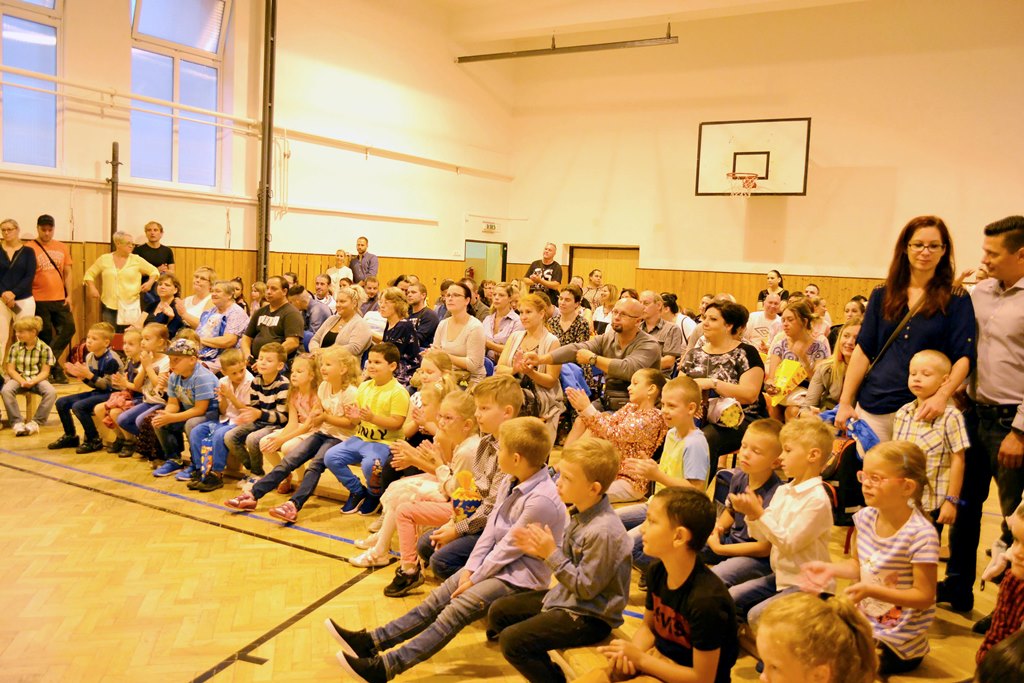 Na zahájení školního roku na ZŠ Dětská vládla skvělá atmosféra. 