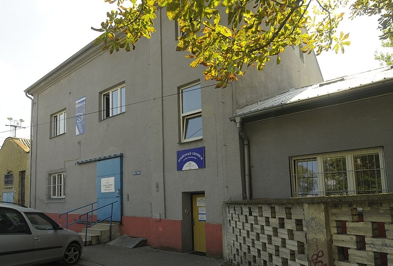 Budova Renarkonu na Mariánskohorské ulici