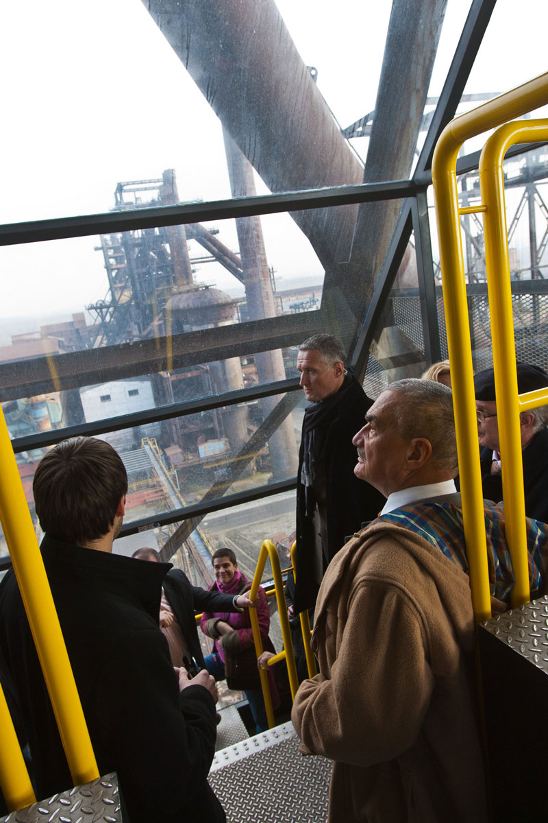 K. Schwarzenberg ve výtahu na vysokou pec