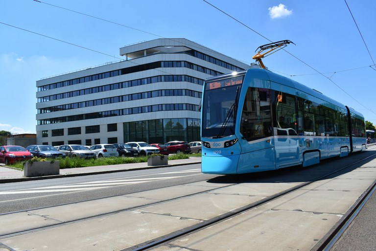 Dopravní Podnik Zintenzivní Spojení Na Lince 8 — Ostrava