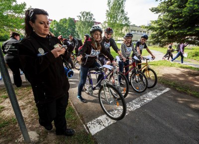 Na startu dopravní soutěže ve škole A. Kučery v Hrabůvce. Foto: J. Zerzoň