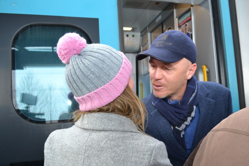 Petra Pálu přivítala na nádraží Barbora Krejčíková, která do Ostravy přijela již v neděli.  Petra Pálu přivítala na nádraží Barbora Krejčíková, která do Ostravy přijela již v neděli.