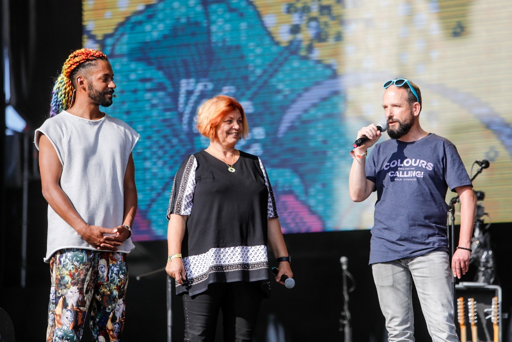 Ostravský primátor Tomáš Macure zahajuje 18. rončík festivalu. 