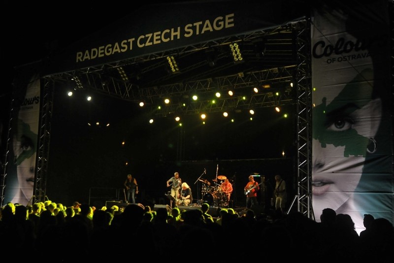 Úspěch zaznamenal i večerní koncert Vladimíra Mišíka s Etc.