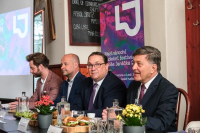 Z tiskové konference k Mezinárodnímu hudebnímu festivalu Leoše Janáčka 2024. Foto. Adolf Horsinka