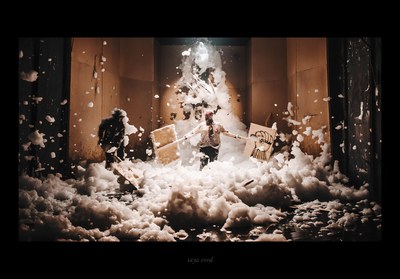 Z představení „Diktatura" ruského souboru AKHE. Foto: Divadloloutek.cz