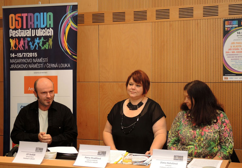 Z. Holušová, P. Hradilová a J. Sedlák z týmu Colours. 