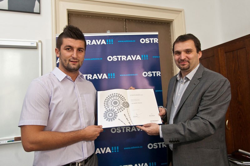 M. Štěpánek s kapitánem týmu F. Heczkem