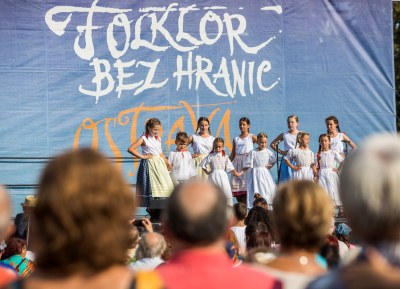 Soubory vystoupily ve čtvrtek v Porubě. Foto: Jiří Zerzoň