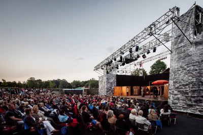 Divadelní představení na Slezskoostravském hradě mají neopakovatelnou atmosféru. Foto: Lukáš Kaboň