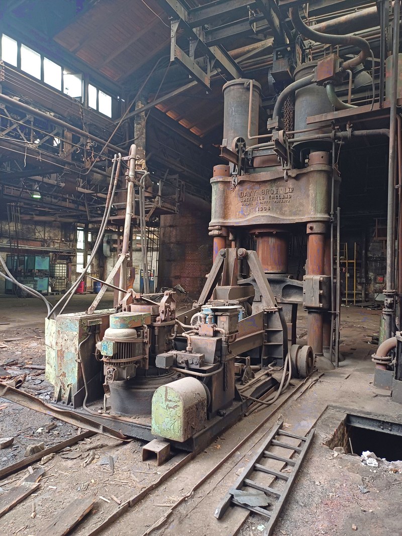 Historicky unikátní industriální stroje se stěhují do muzejních expozic v Dolních Vítkovicích Historicky unikátní industriální stroje se stěhují do muzejních expozic v Dolních Vítkovicích