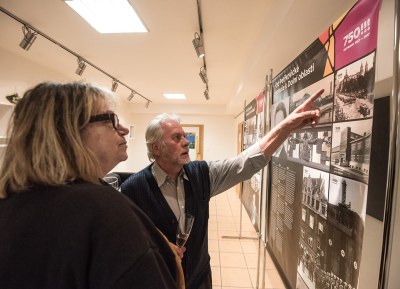 Putovní výstava zamíří v prosinci do obvodů Radvanice a Bartovice a Třebovice. Ilustrační foto: Lukáš Kaboň