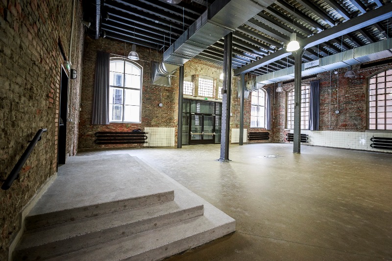 Nové prostory vynikají zajímavou architekturou.