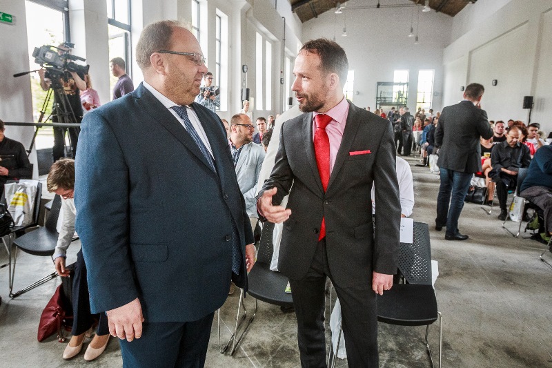 Primátor T Macura s hejtmanem M. Novákem.