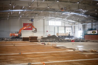 Druhá etapa rekonstrukce zimního stadionu SAREZA. Foto: Lukáš Kaboň