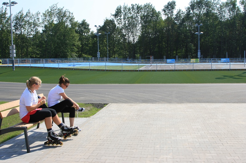 Pozor, brusle musíte mít svoje, ty vám nepůjčí!