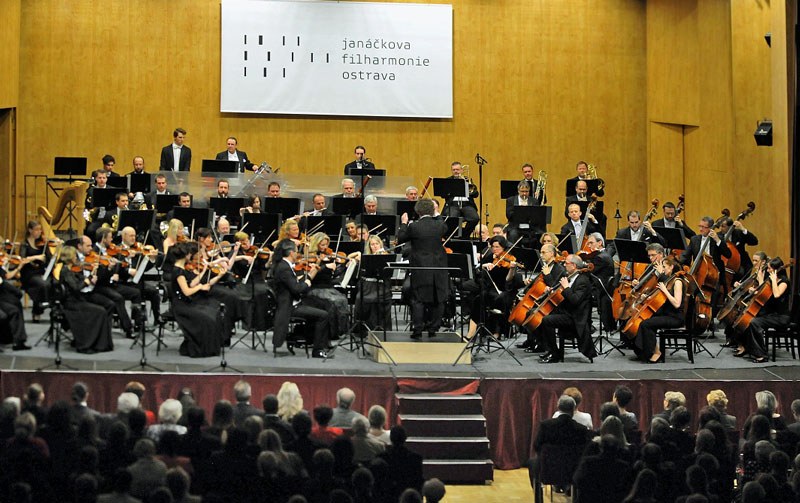 Janáčkova filharmonie hraje Ostravě Janáčkova filharmonie hraje Ostravě