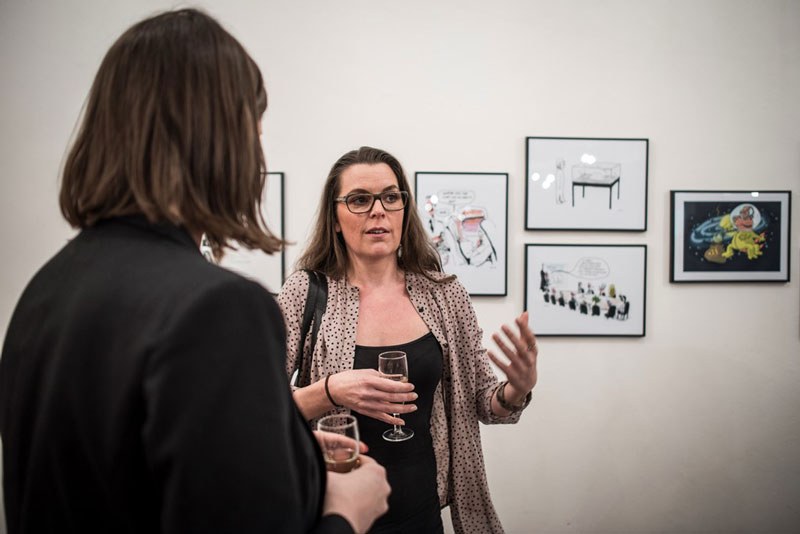 Jedna z autorek karikatur Helena Lindholmová.