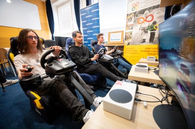 Návštěvnici DDM v Porubě si užívají špičkové konektivity. Foto: Lukáš Kaboň