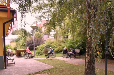 Současný stav zahrady domova Iris. Foto: René Stejskal