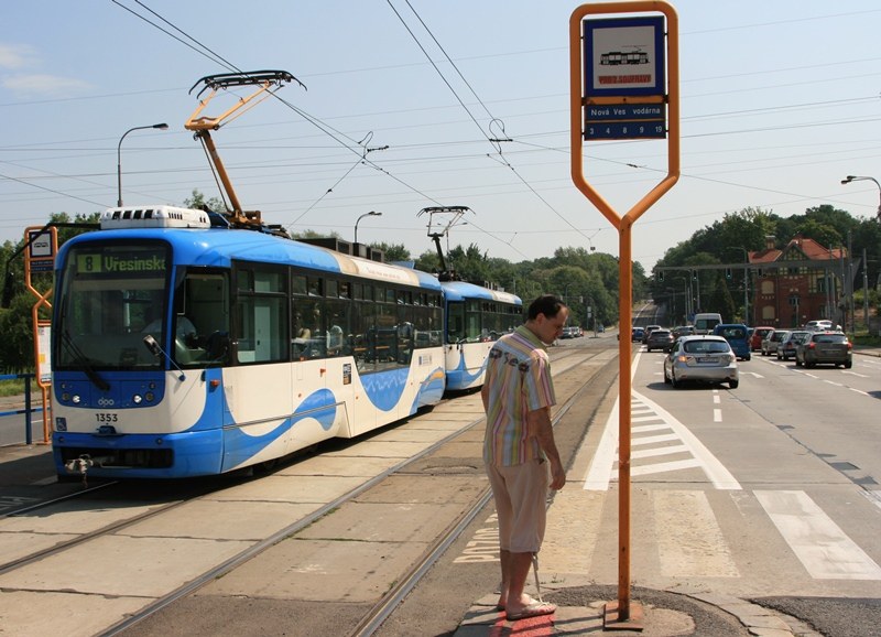 Letní jízdní řády od 3. července Letní jízdní řády od 3. července