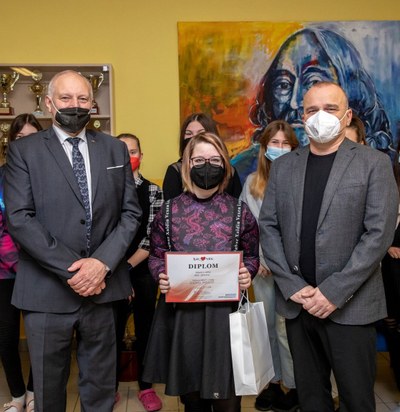 Předávání ceny na ZŠ Gen. Píky. Foto: Adolf Horsinka