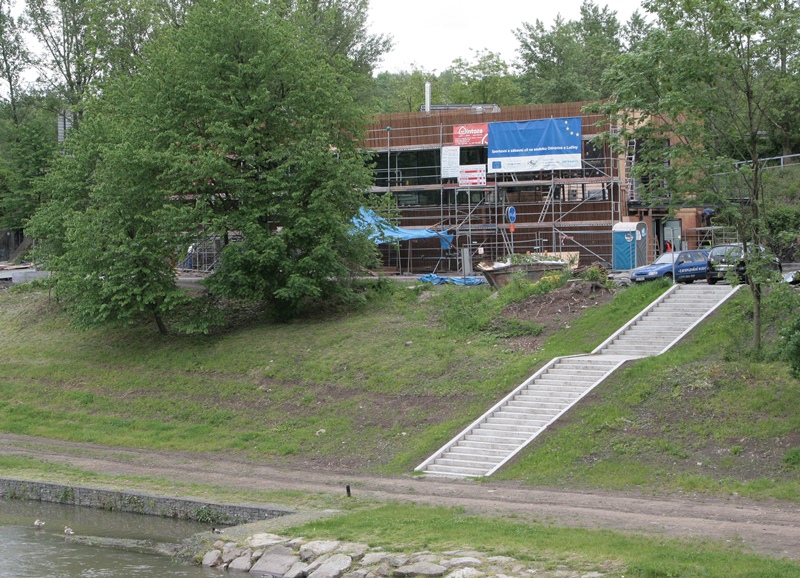 Objekt loděnice v závěrečné fázi výstavby. Foto: B. Krzyžanek