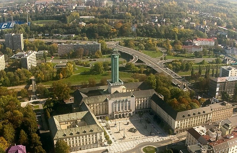 Magistrát obnovil úřední hodiny v plném rozsahu Magistrát obnovil úřední hodiny v plném rozsahu