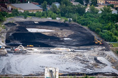 Jedním ze závazků memoranda je zkrácení termínu pro úpravu tzv. hlinek (a s tím spojeného potenciálního zápachu) minimálně o 1 měsíc. Foto: Lukáš Kaboň