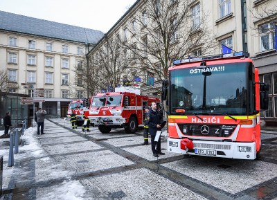 Nová technika pro ostravské hasiče. Foto: J. Zerzoň