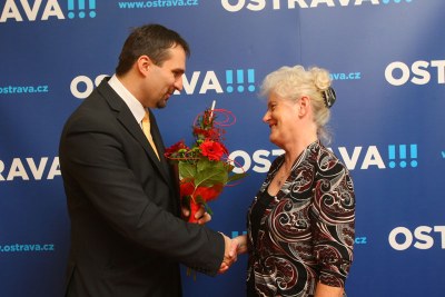 K foto: Jednou z oceněných byla Eva Adamovičová, která svůj volný čas věnuje osamělým seniorům