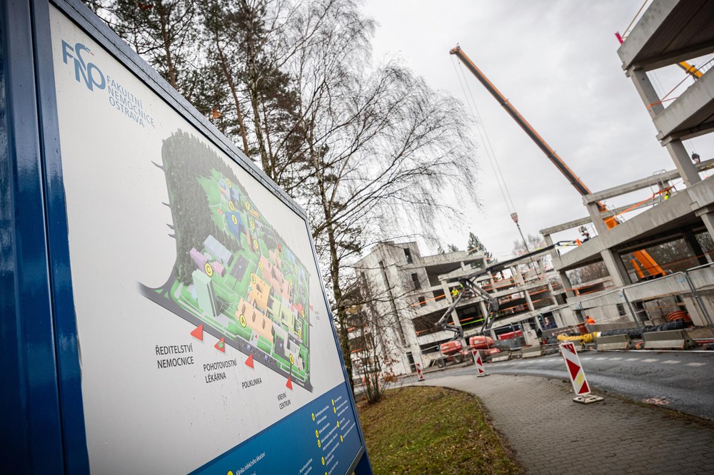 Parkovací dům po svém dokončení uleví parkovací situaci v nemocničním areálu Parkovací dům po svém dokončení uleví parkovací situaci v nemocničním areálu